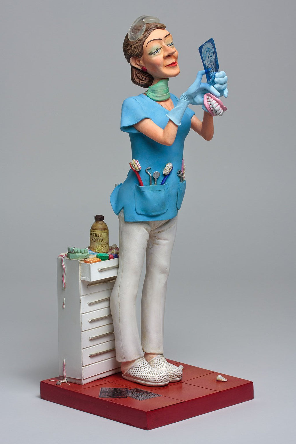 LADY DENTIST