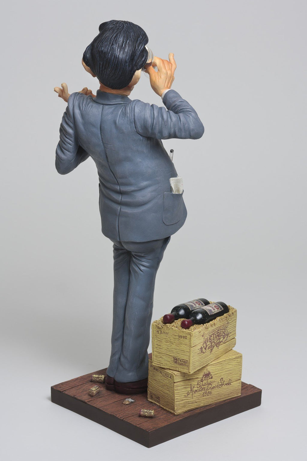 THE WINE TASTER