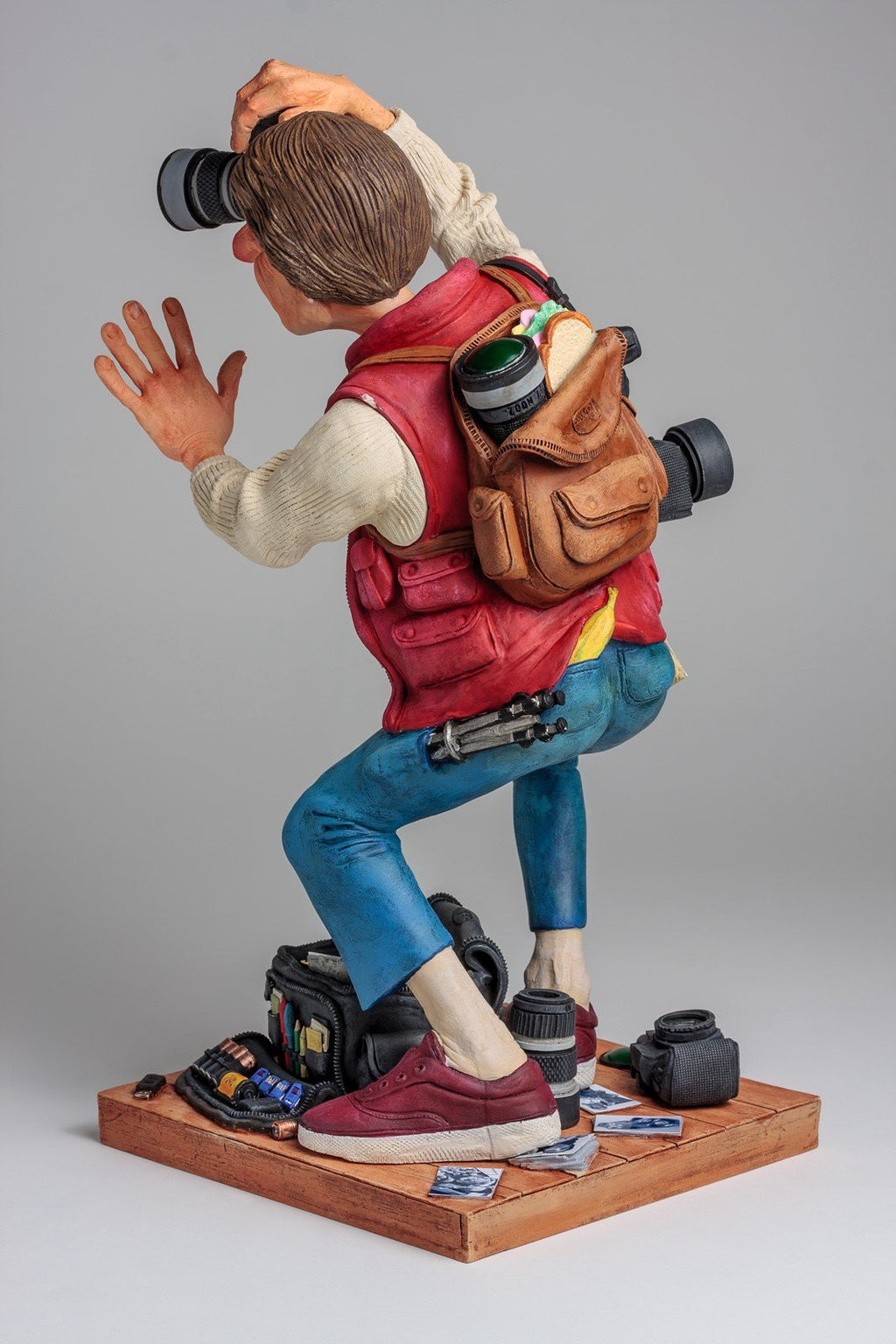 THE PHOTOGRAPHER